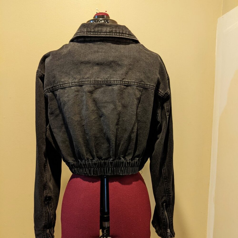 Madden NYC Women’s Cropped Denim Moto Jacket – Black Wash (Size L) - Picture 8 of 12